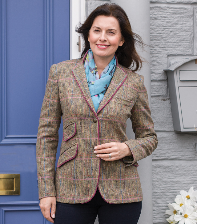 Skye Short Tweed Coat - Coral Check