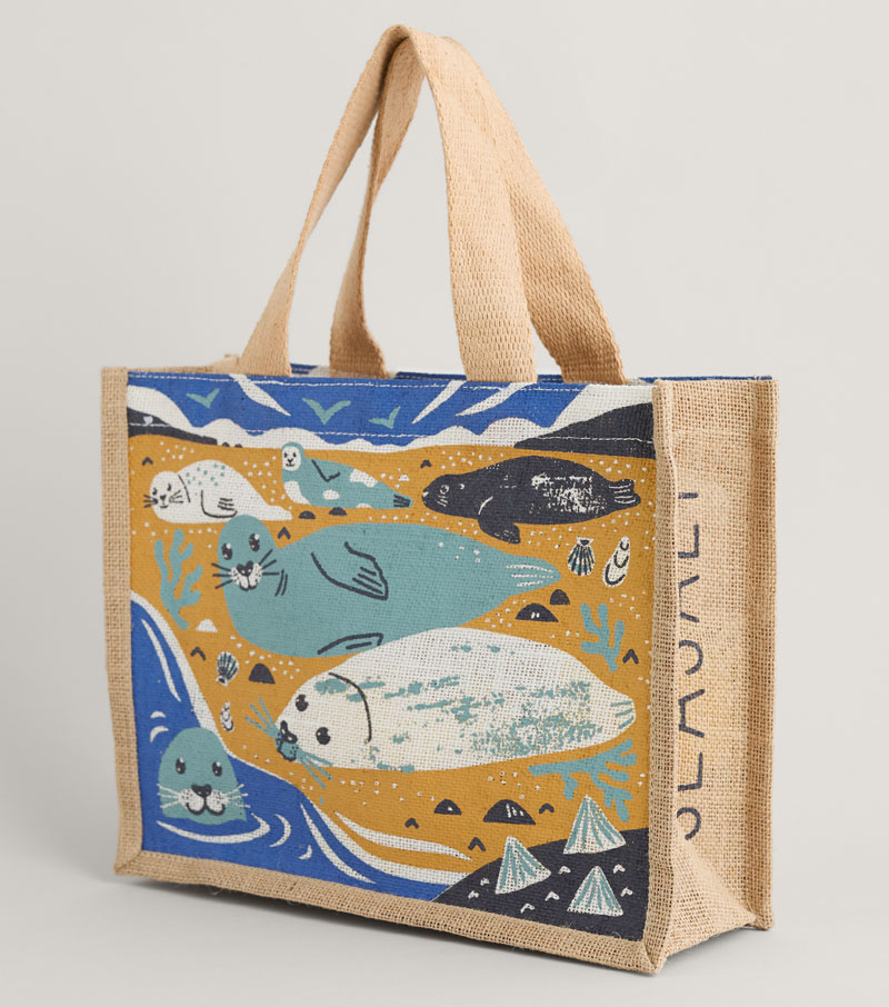 Cute Jute - Resting Seals