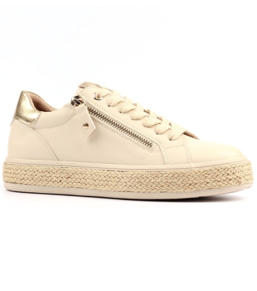 Lunar Hallie Trainer